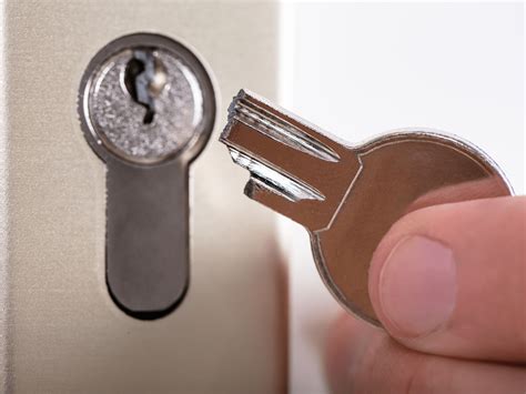 Schlüssel abgebrochen - Haftpflicht für den Schlüsseldienst